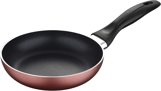 7-Piece Stainless Steel Battery: Saucepan Without lid Ø16 / saucepans with lid Ø18 / Ø20 and Ø24 (4.0L) and Set of 3 Pans Ø16/20/24 cm Pressed Aluminium