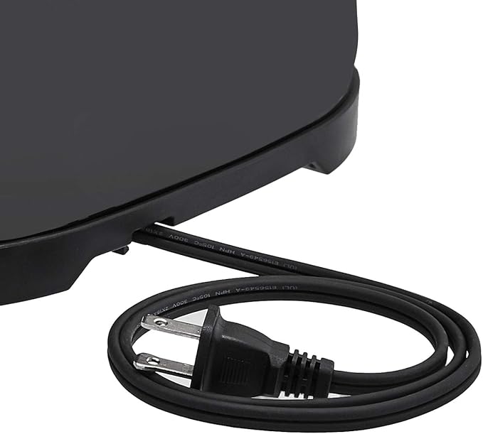 Amazon Basics 4 Slice Toaster 6 Browning Settings Removable Crumb Tray Bagel and Defrost Function Cancel Button 1600W Black