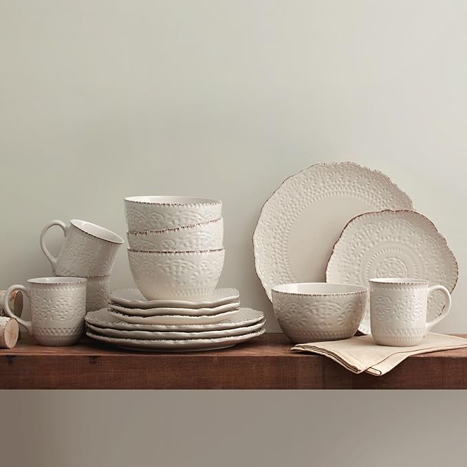 Pfaltzgraff Chateau Cream 16-Piece Stoneware Dinnerware Set Service for 4 Off White
