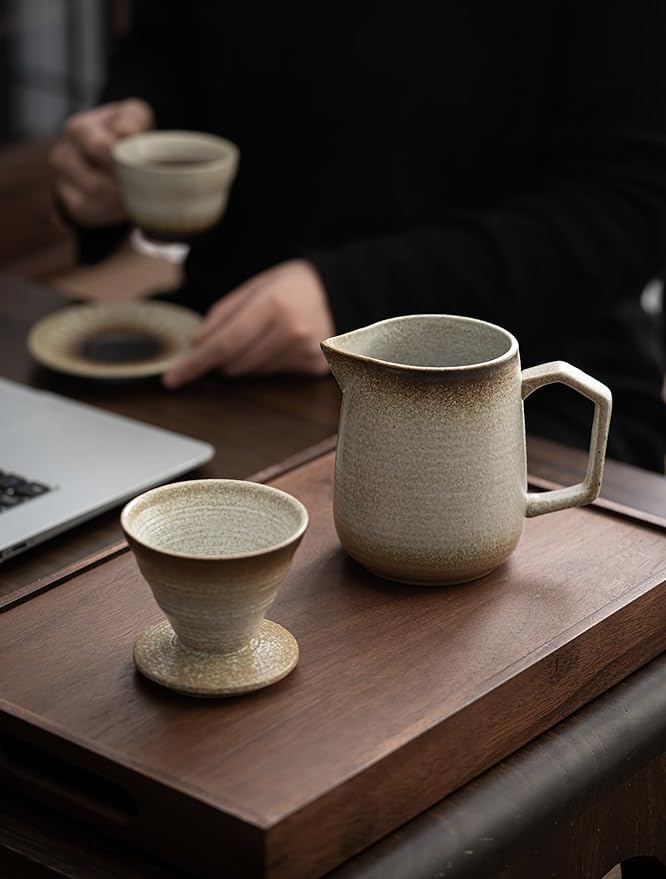 Pour Over Coffee MakerCeramic Coffee Maker With 100 pcs Paper Filter16oz/480ml Pour Over Coffee Dripper (Retro gold)