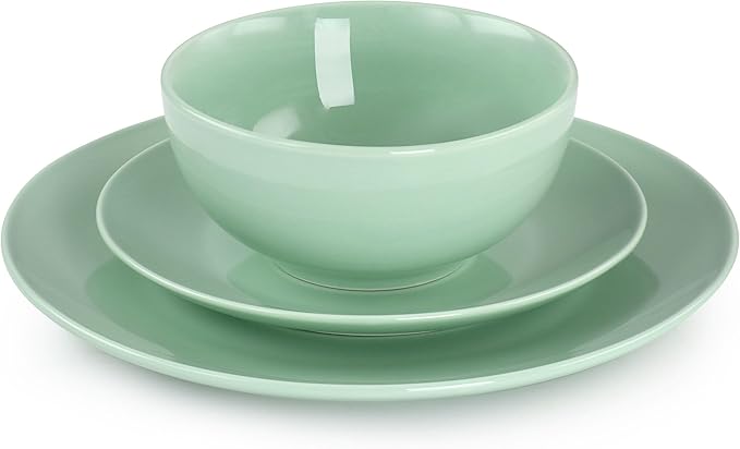 18 Piece Porcelain Dinnerware Set in Green Solid Casual Round Dishwasher Safe