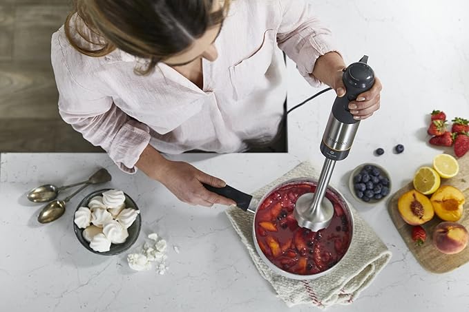Kenwood Triblade XL+ Hand Blender Removable Steel Bar Equipped with Whisk Chopper and Measuring Cup with 0.75 L Handle Power 1000 Watt Grey