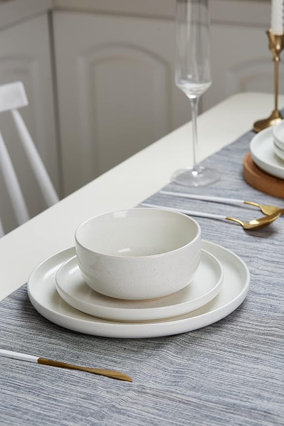 Famiware Milkyway Plates and Bowls Sets + 3 Pcs Ocean Oval Serving Platter 15-Piece Dinnerware Sets for 4 White