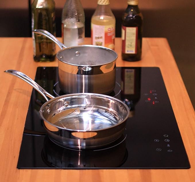True Induction Cookware (8in. Egg Skillet with lid)