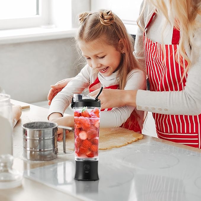 Electric Portable Blender - 600ml Fruit Juicer Multi Function Detachable Blender Rechargeable Shake Maker Tool Lightweight Travel Friendly Design High Performance Meal Prep Gear Dorm Camping