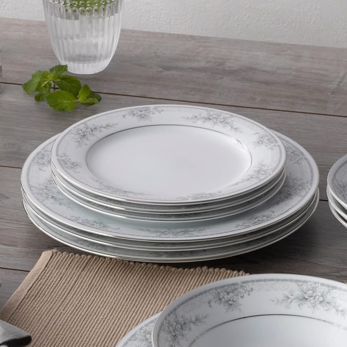 Noritake Sweet Leilani 12-Piece Dinnerware Set Service for 4