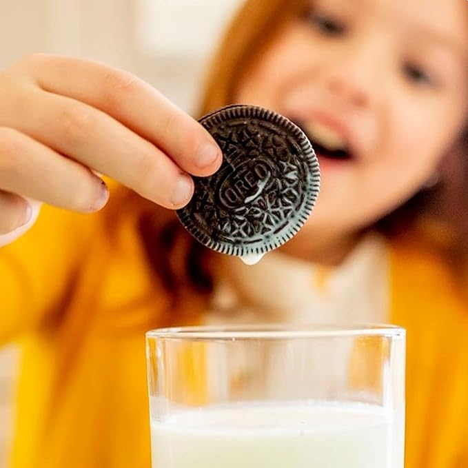OREO Chocolate Sandwich Cookies Family Size 12 - 18.12 oz Packs