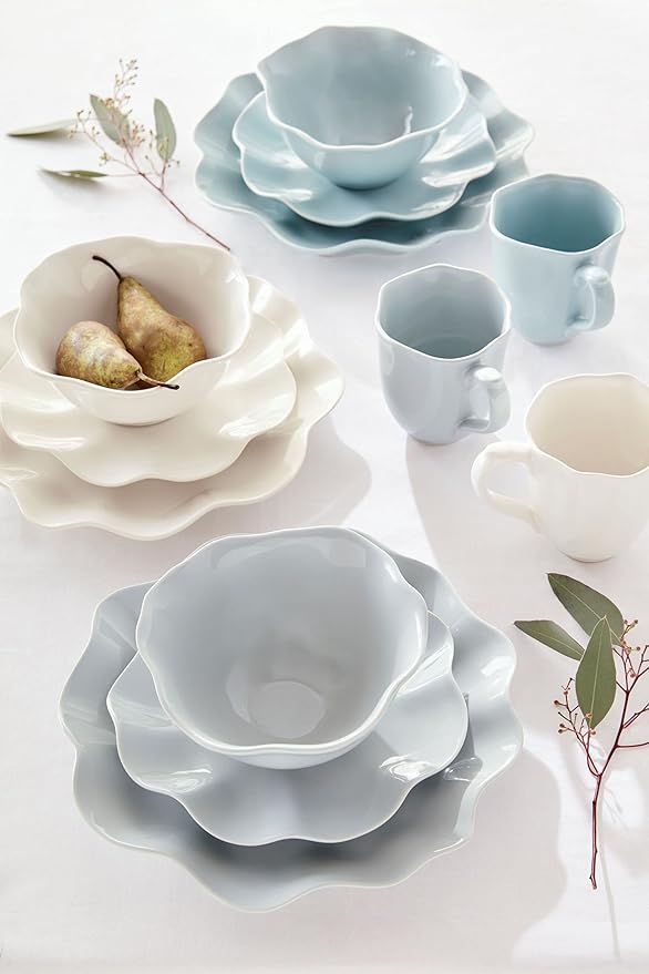 Portmeirion Sophie Conran Floret 4 Piece Place Setting | Dinner Plate Salad Plate Cereal Bowl and Mug | Made from Porcelain | Microwave and Dishwasher Safe
