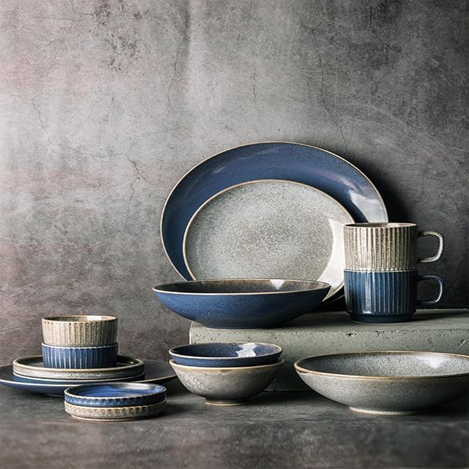 Dinnerware SetGlaze Stoneware Dinnerware SetTableware Combination SetDishes Set Includes Dinner PlatesDessert PlatesSalad Bowls18-Pieces Service for 4