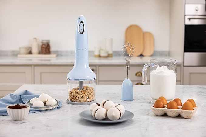 SMEG Handheld Immersion Blender with Beaker Chopping Bowl w/Lid Wire Whisk 5 Speed Controls made with Stainless Steel Blades and Ergonomic Design (Pastel Blue)