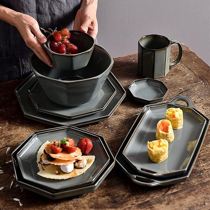 Dinner Set for Luxury Restaurant and Home 28-Piece Porcelain Dinnerware Set Retro Modern Dinner Table Service Include Plates and Soup Bowl