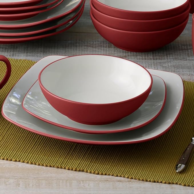Noritake Colorwave Raspberry 4-Piece Square Place Setting Service for 1