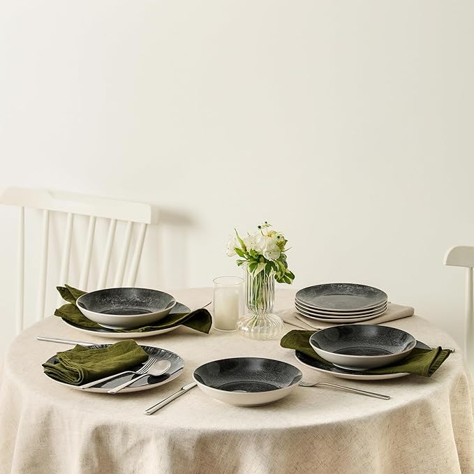 Christian Siriano Onyx 24-Piece Dinnerware Set Porcelain Plates and Bowls Set Hand Wash Dish Dish Set for 8 Black and Gold