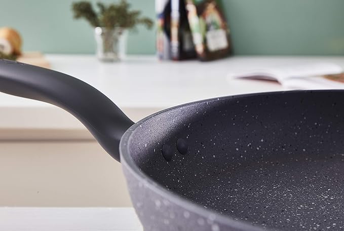 Lagostina Antea Non-Stick Cookware Set Aluminium