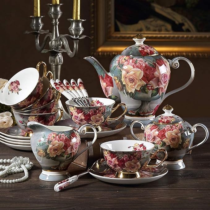 Palace Style China Dinnerware Set Dinner Plate Ceramics Dinnerware Set Nordic Style Porcelain Dinner Set of 41 / Light Luxury