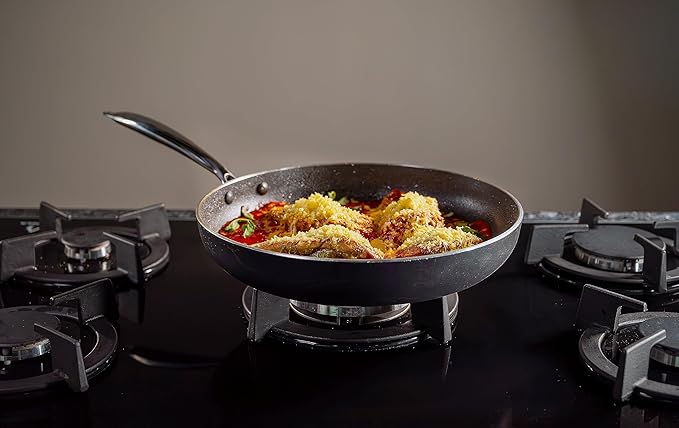 Vasconia 11-Piece Aluminum Cookware Set - Nonstick Pots and Pans with Lids - Dishwasher Oven Safe up to 475°F - Skillets Griddle Casserole Dutch Oven - Black