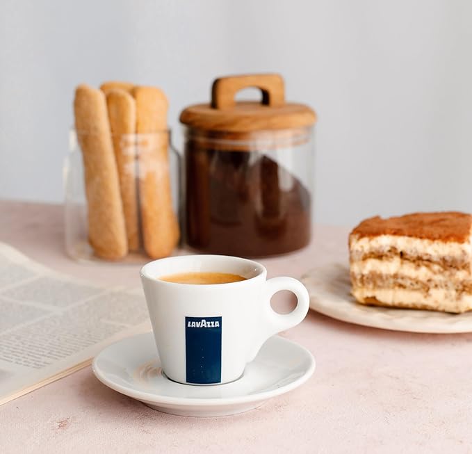 Lavazza Crema e Gusto Ground Coffee Medium Roast Arabica and Robusta Blend 8.8 oz Brick (Pack of 4)
