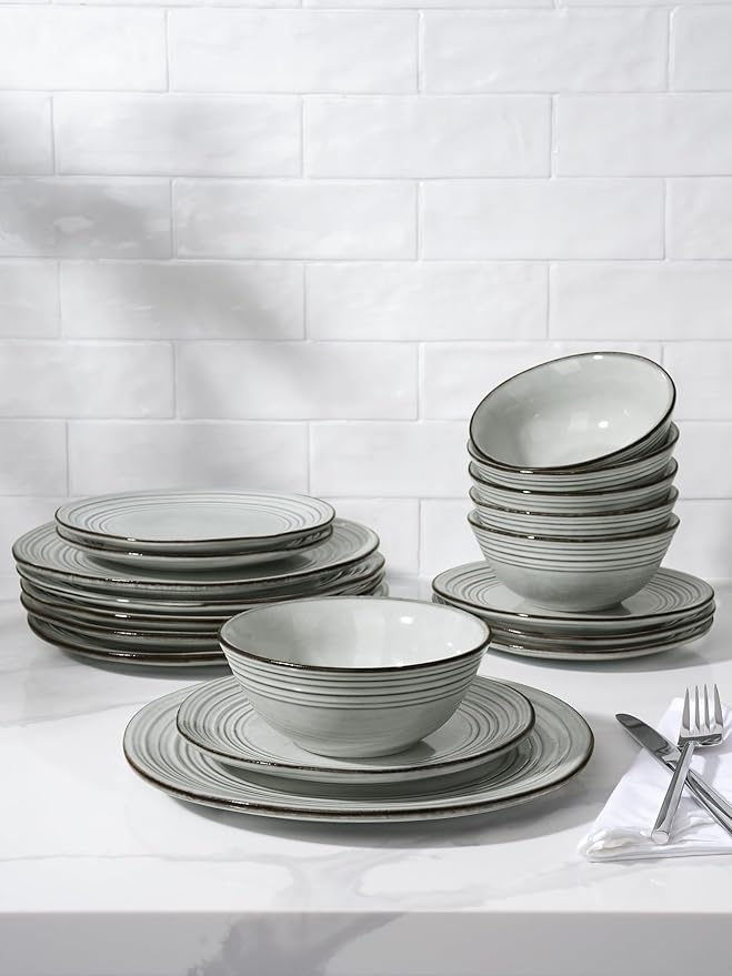 Famiware Plates and Bowls Sets 24-Piece Stoneware Dinnerware Sets Dishes Set for 8 Hand-made Reactive Glaze Dish Set Twilight Series Ashy Blue