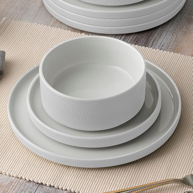 Noritake ColorTex Stone White 16-Piece Dinnerware Set Service for 4