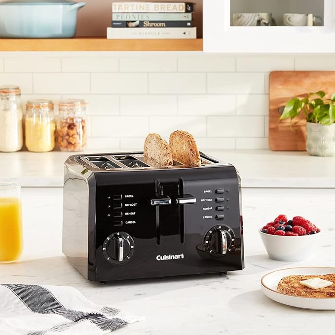 Cuisinart 4-Slice Compact Plastic Toaster Black CPT-142BKP1