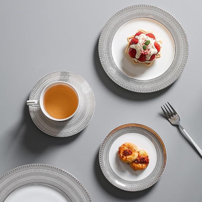 European Style Dinnerware Set Service for 4 Bone China Dinnerware Sets Unbreakable Porcelain Dinner Sets Coffee Cup and Saucer Tableware Set Steak Dinner Plates Dish Set Love in Winte-002