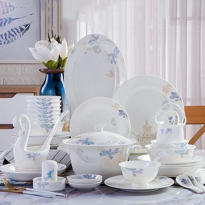 Ceramic Dinnerware Set Retro Style Beautiful Blue and White Porcelain Combination Set for Household Dinner Wedding Hotel Christmas