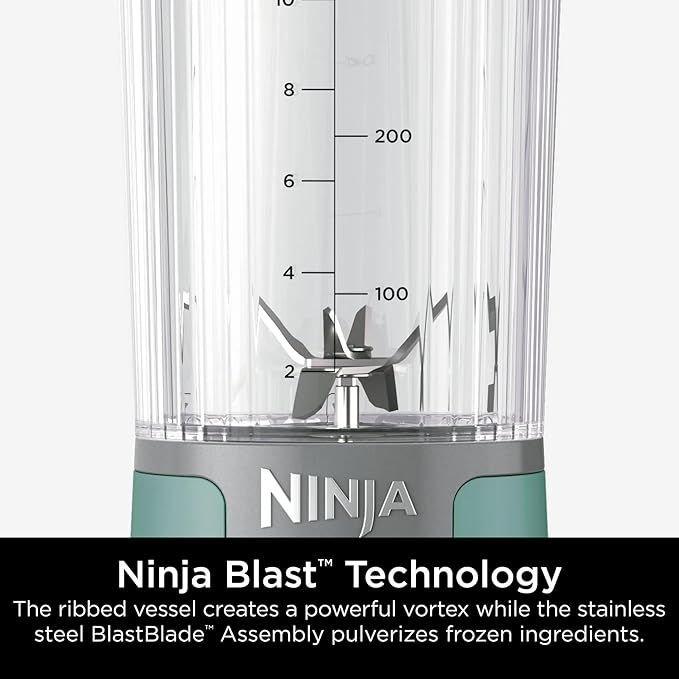 Ninja Blast 16 oz. Personal Portable Blender with Leak Proof Lid and Easy Sip Spout Perfect for Smoothies Cordless USB-C Rechargeable Dishwasher Safe Parts (Renewed) (Forest Green)