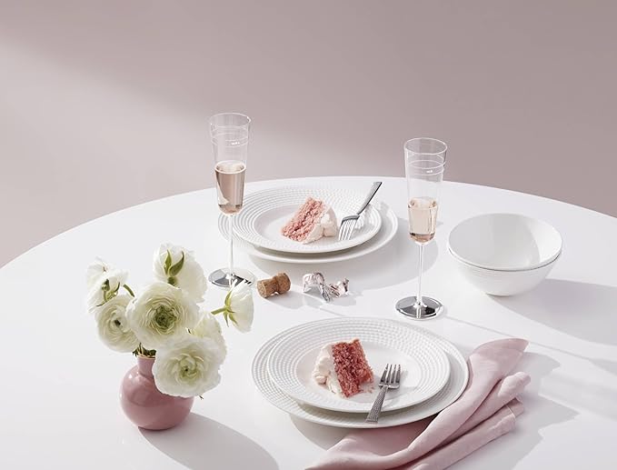 kate spade new york Wickford 14-Piece Dinnerware Set 14 Count White