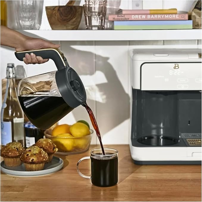 Multi-Brew Coffee Maker 12-cup carafe or a single-serve cup (white)