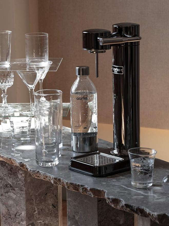 aarke - Carbonator III Premium Carbonator/Sparkling &amp Seltzer Water Maker with PET Bottle (Black Chrome)