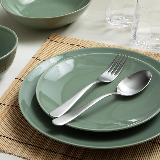 Larder &amp Vine Ceramic Stoneware Dinnerware 16-Piece Set 4 Place Settings (Sage)