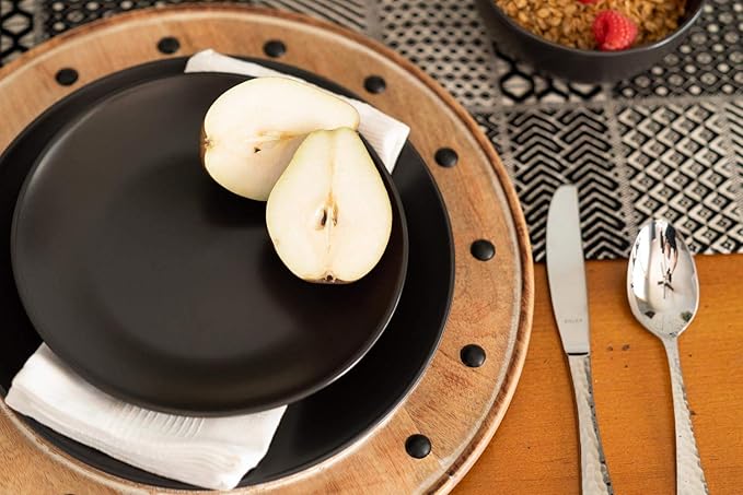 10 Strawberry Street Wazee Matte Coupe Dinnerware Set 16 pc Black