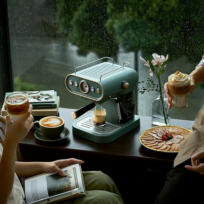 compact high-pressure espresso coffee machine with steam frother