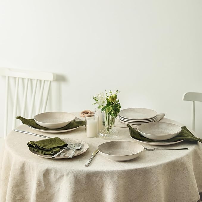 Christian Siriano Onyx 12-Piece Dinnerware Set Porcelain Plates and Bowls Set Hand Wash Dish Dish Set for 4 Beige and Gold