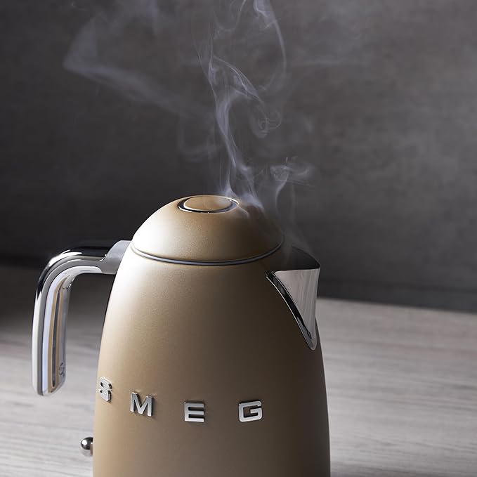 SMEG 50's Retro Style 7 Cup Electric Water Kettle with Automatic Shutoff Removable Base and Water Indicator KLF03CHMUS Matte Campagne