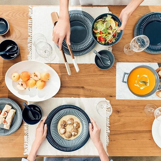 Elegant Resistant Dinner Set46 Pieces White Blue Vertical Pattern Ceramics Dinner Sets Plates Bowls Combination for Family Party