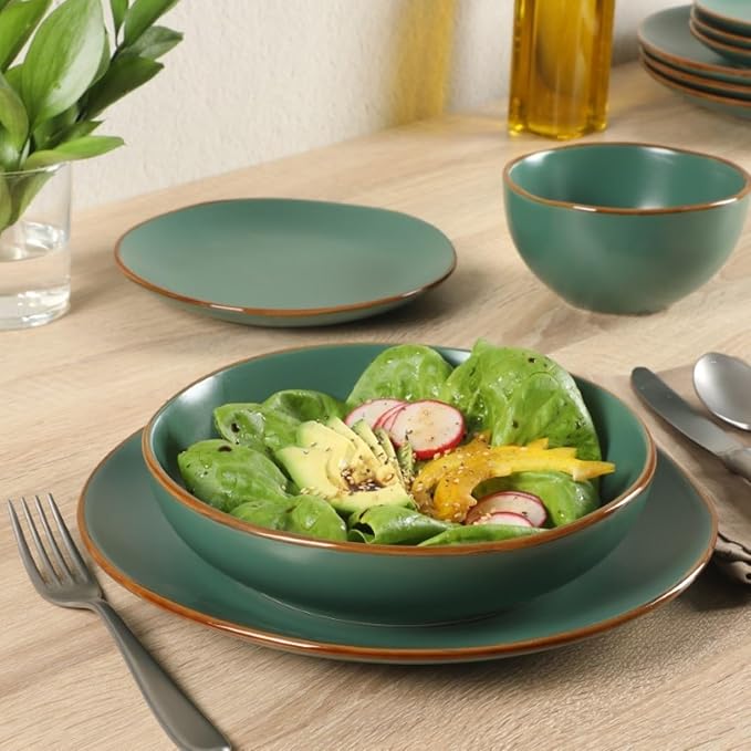 Gibson Home Hazeltine 16-Piece Green Stoneware Dinnerware Set – Plates and Bowls Durable Ceramic Kitchen Dinner Set