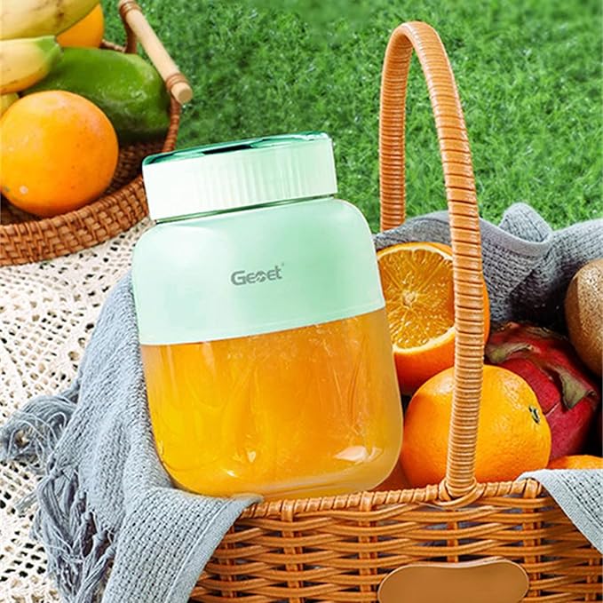 Small Portable Juicer Blenders with 20 Usb Rechargeable Travel Fruit Smoothie Maker for Home Kitchen Use Portable Blenders