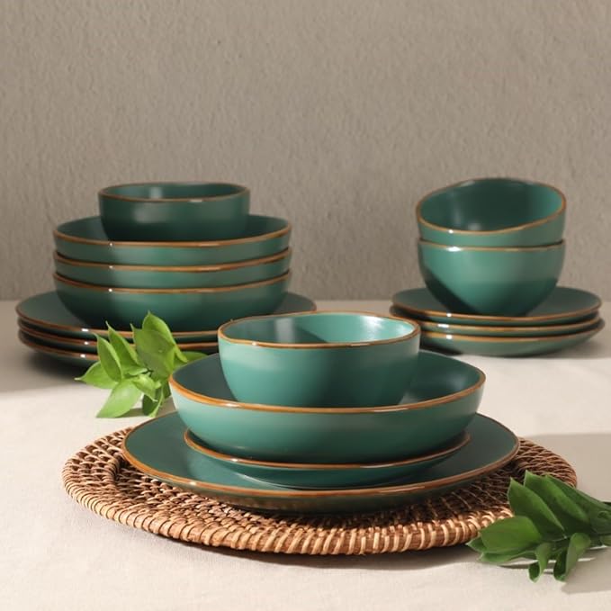 Gibson Home Hazeltine 16-Piece Green Stoneware Dinnerware Set – Plates and Bowls Durable Ceramic Kitchen Dinner Set