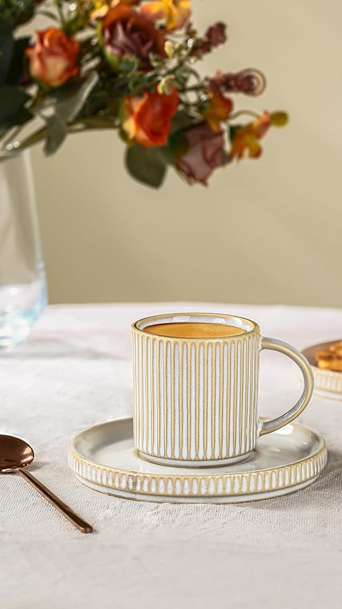 Famiware Dinnerware Sets with Cups and Saucers Set Plates and Bowls Dish Set of 4 (16 Pieces) - Dishwasher &amp Microwave Safe Chip Resistant Reactive Glaze
