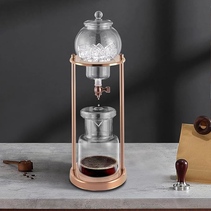 Ice Drip Coffee Maker 600ml/20.29oz Luxury Cold Brew Coffee Maker in Stainless Steel and Borosilicate Glass Retro-Style Coffee Maker For Serving 6-8 People At One Time (Gold)