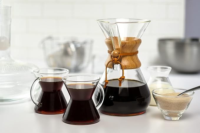 Chemex Pour-Over Glass Coffeemaker - Hand Blown Series - 8-Cup