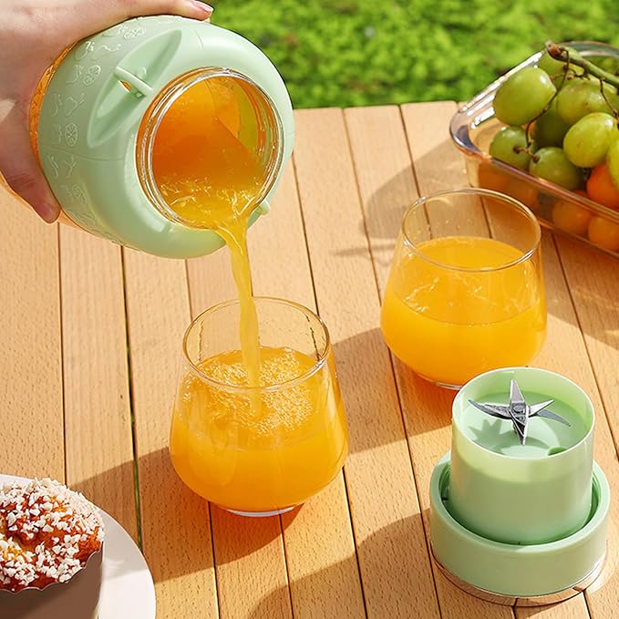 Portable Juicer Cup 800ml Rechargeable Detachable Electric Blender with Strap Straws for Office Gym Home Camping Travel Personal Juicer Bottle for Shakes Smoothies (Green)