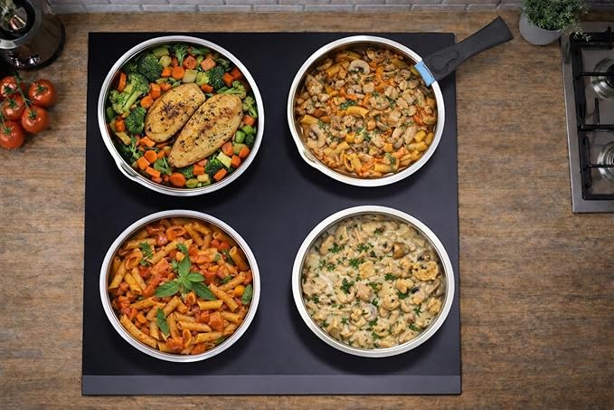 Removable 10-piece stainless steel cookware set suitable for all heat sources including induction and consists of 3 saucepans (16-18-20 cm) 3 frying pans (20-22-26 cm) 3 lids with evaporator