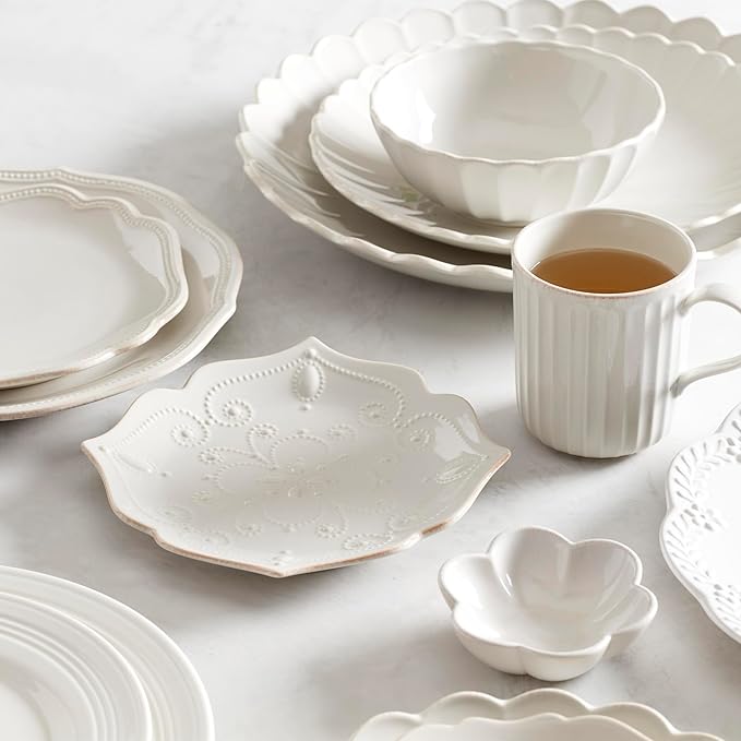 Lenox 899198 French Perle Scallop White 24-Piece Dinnerware Set Service For 8