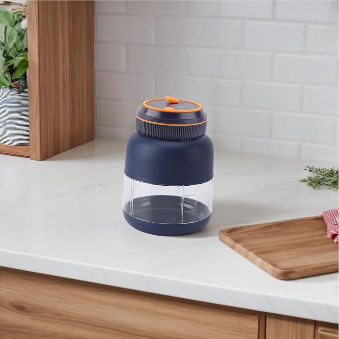 Pilipane Portable Blenders Handheld Personal Blender USB Rechargeable Powerful Blending Juicer Cup with 1300mAh Battery 800ml Capacity for Smoothies Shakes Juices Leakproof ABS PP Material (Blue)