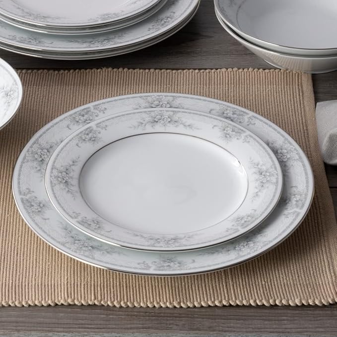 Noritake Sweet Leilani 12-Piece Dinnerware Set Service for 4
