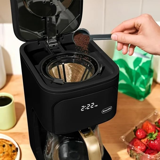 Coffee Maker 12-Cup Programmable Drip Coffee Maker Adjustable Brew Strength Keep Warm Function Easy-to-Use Coffee Machine