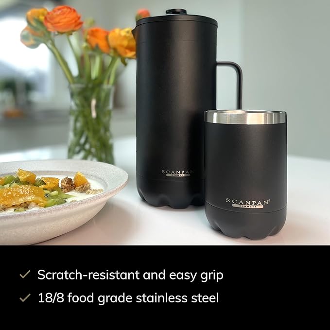 Scanpan TO GO French Press Coffee Maker 1.0L (Black) + 2 Vacuum Cups 350 mL (Black) - 18/8 Food Grade Stainless Steel - Scratch-Free Coating - Dishwasher Safe