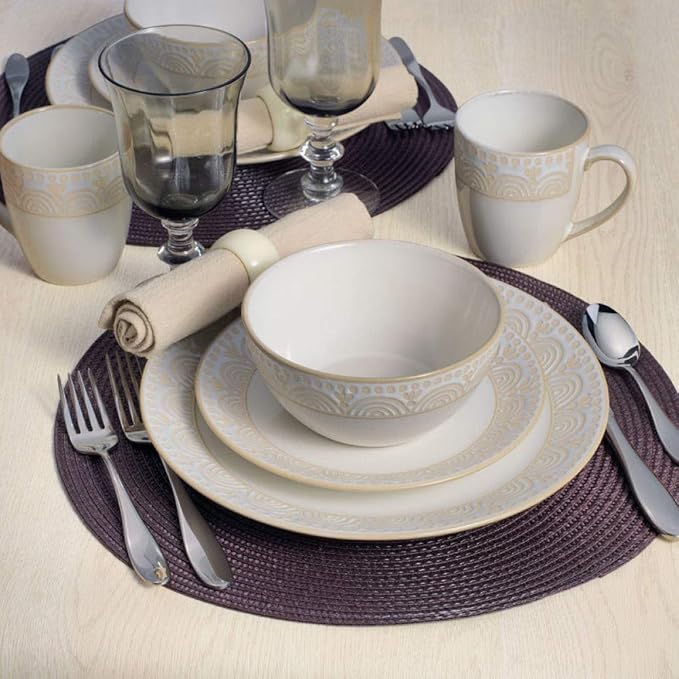Pfaltzgraff Amelia Cream 16-Piece Dinnerware Set Service For 4